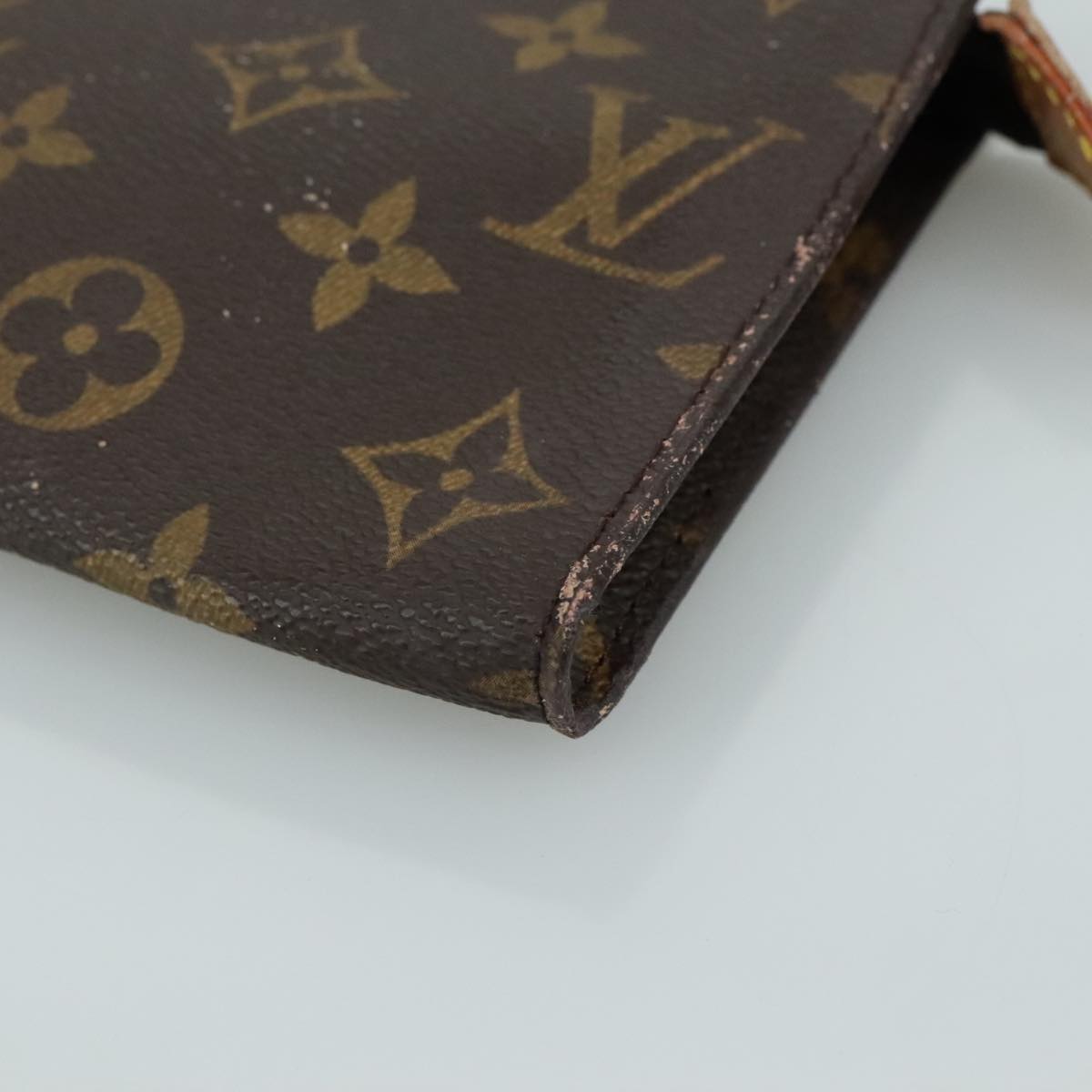 LOUIS VUITTON Monogram Bucket GM Pouch Accessory Pouch LV 102374