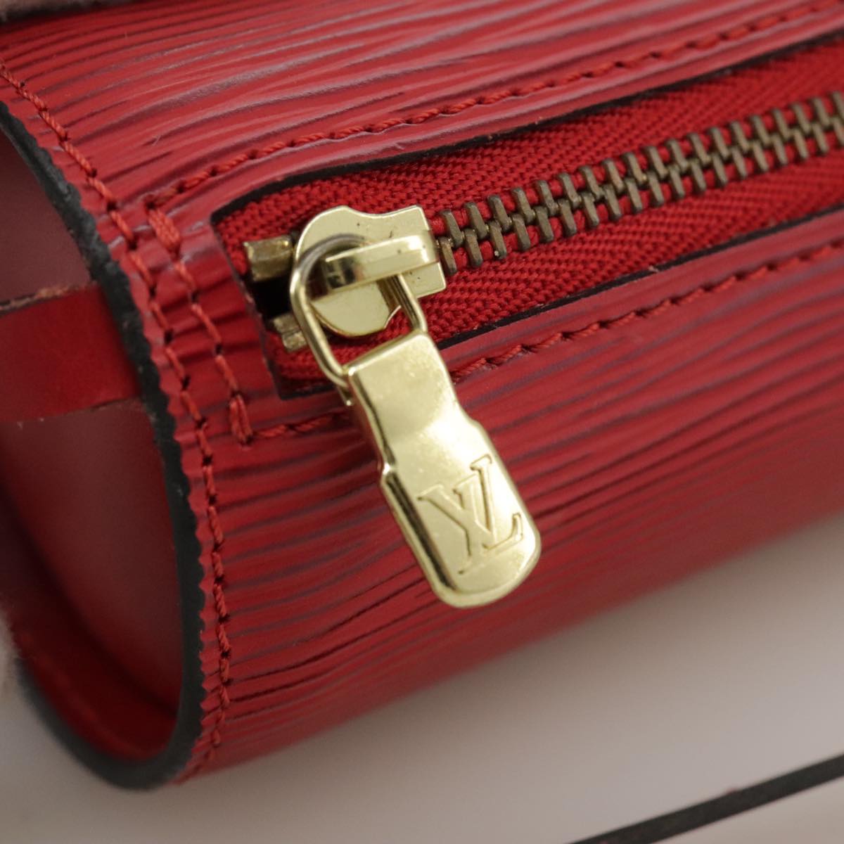 LOUIS VUITTON Epi Soufflot Pouch Accessory Pouch Red LV 102779