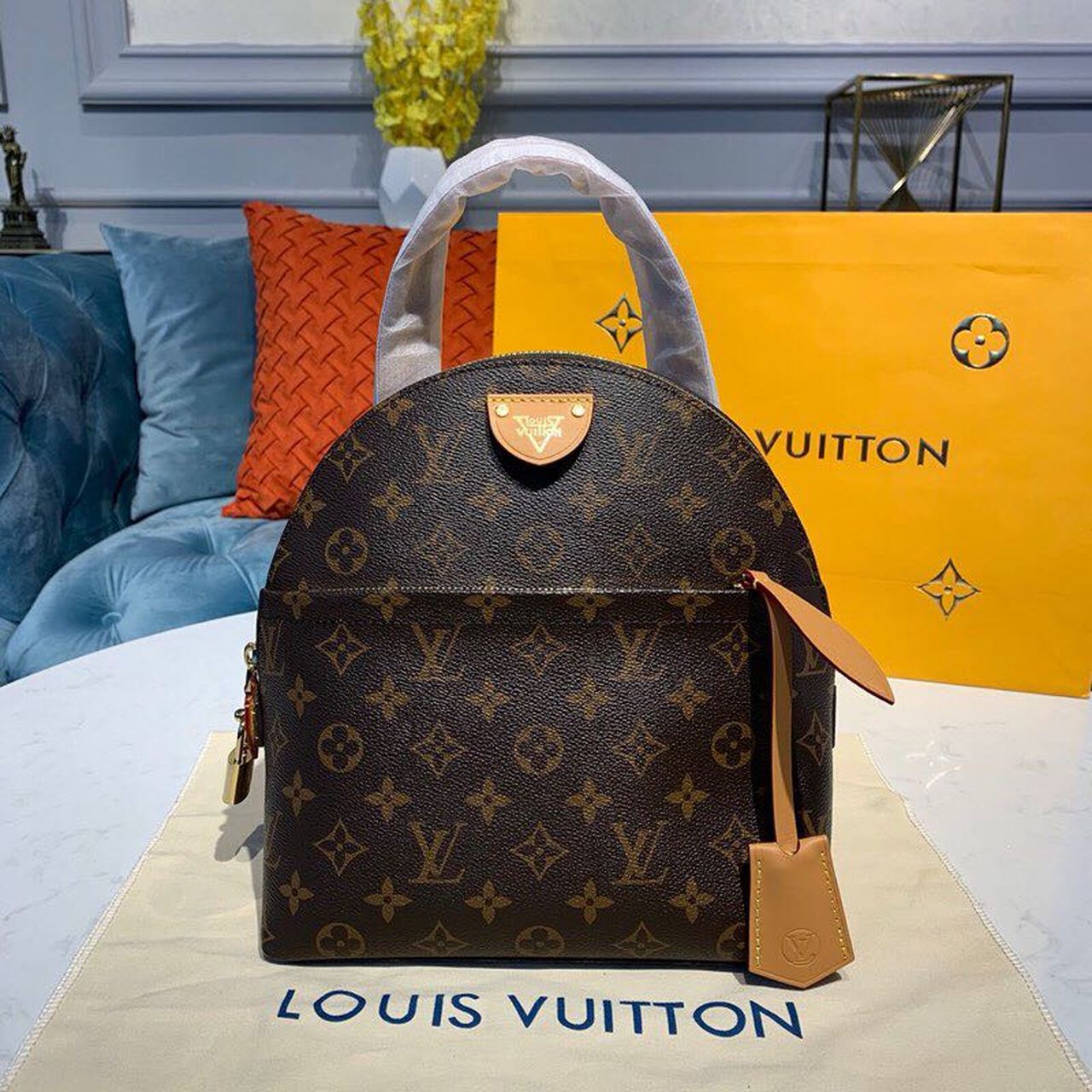 LV Moon Backpack Monogram Canvas By Nicolas GhesquiÃƒÂ¨re For The LV Cruise Collection, WoBags 32cm LV M44944