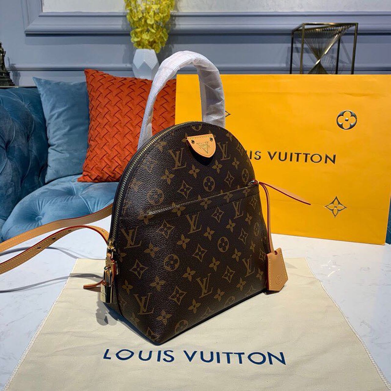LV Moon Backpack Monogram Canvas By Nicolas GhesquiÃƒÂ¨re For The LV Cruise Collection, WoBags 32cm LV M44944
