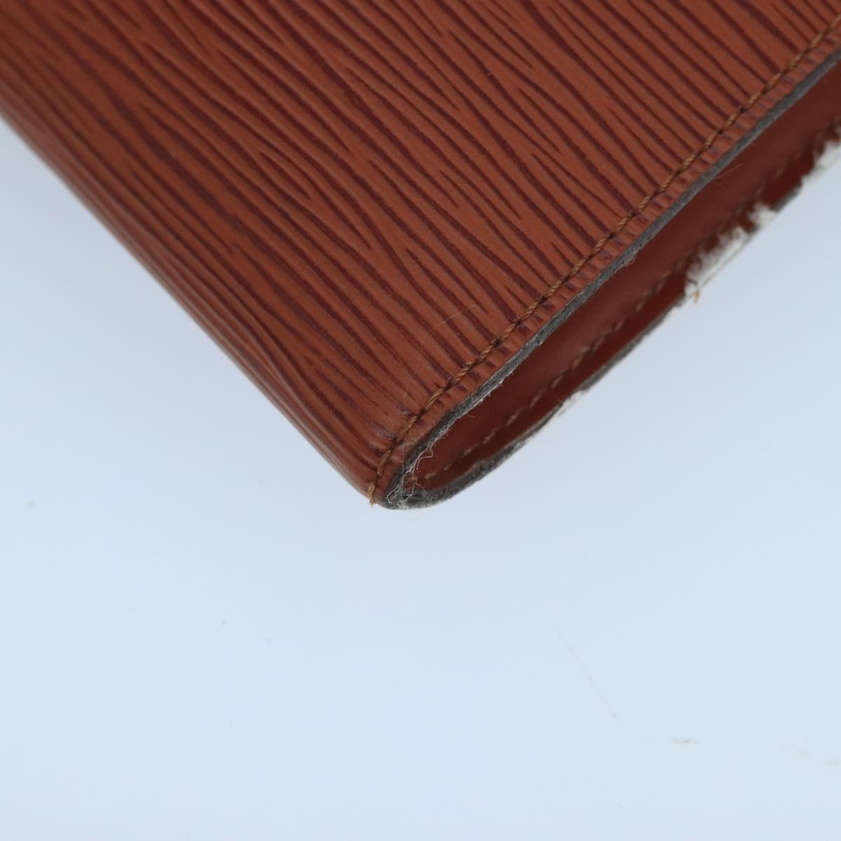 LOUIS VUITTON Epi Pochette Accessoires Pouch Brown M52953 LV 103752