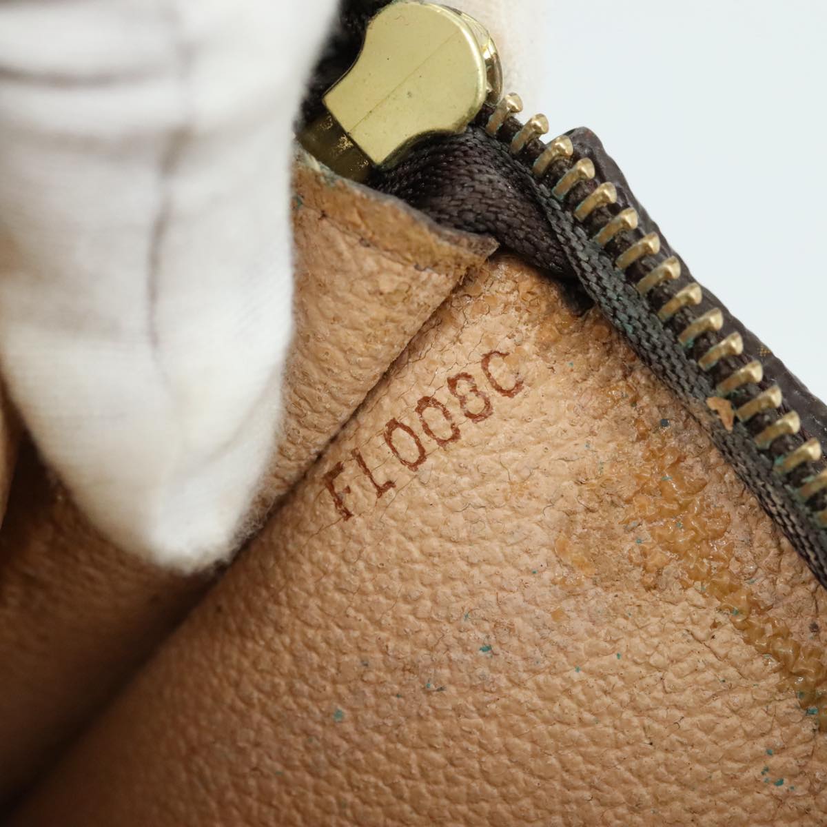 LOUIS VUITTON Monogram Bucket GM Pouch Accessory Pouch LV 103882