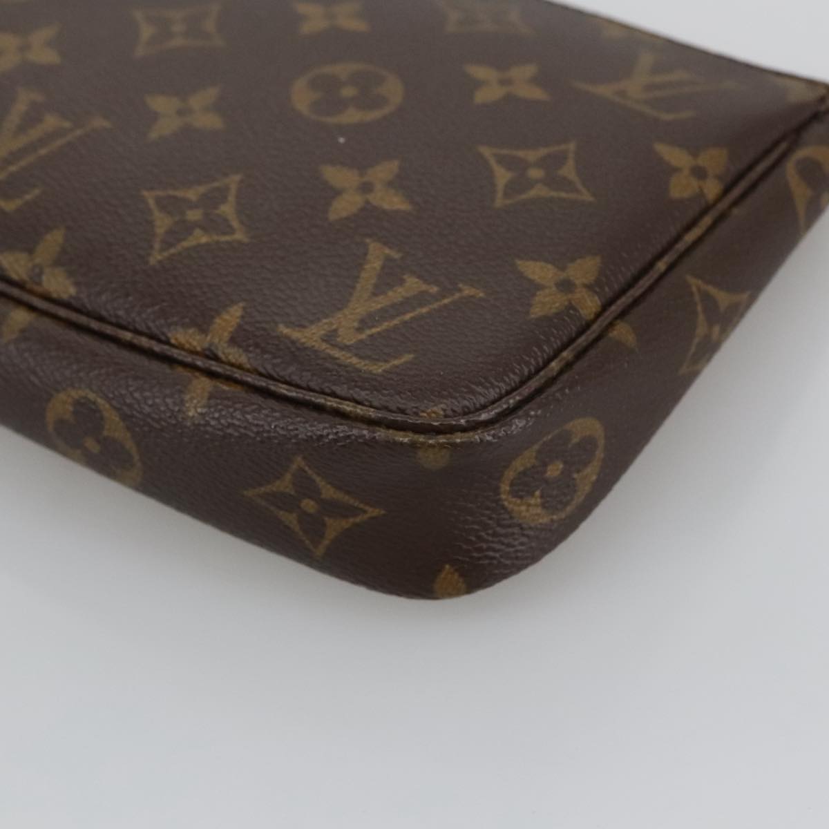 LOUIS VUITTON Monogram Pochette Accessoires Pouch M51980 LV 104009