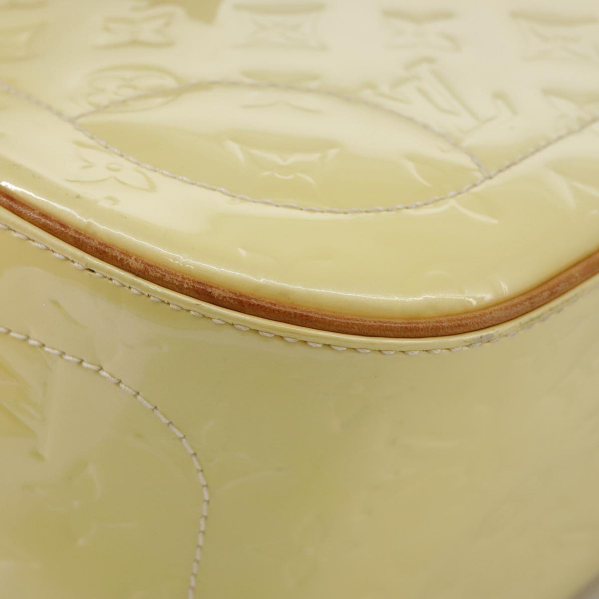 LOUIS VUITTON Monogram Vernis Summit Drive Hand Bag Perle M93514 LV 104052