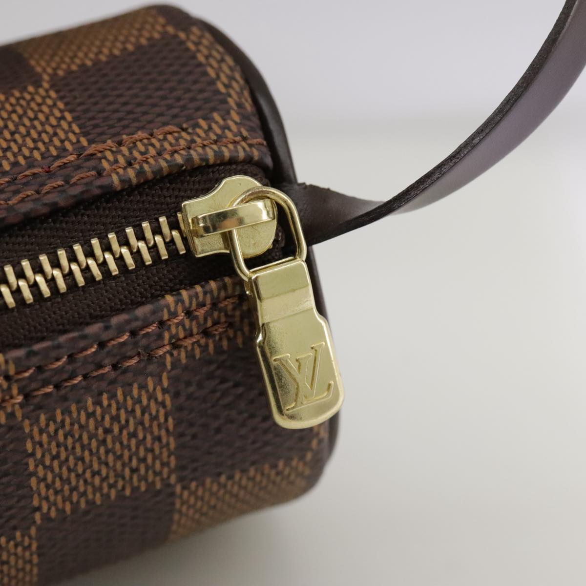 LOUIS VUITTON Damier Ebene Papillon Pouch LV 104187A