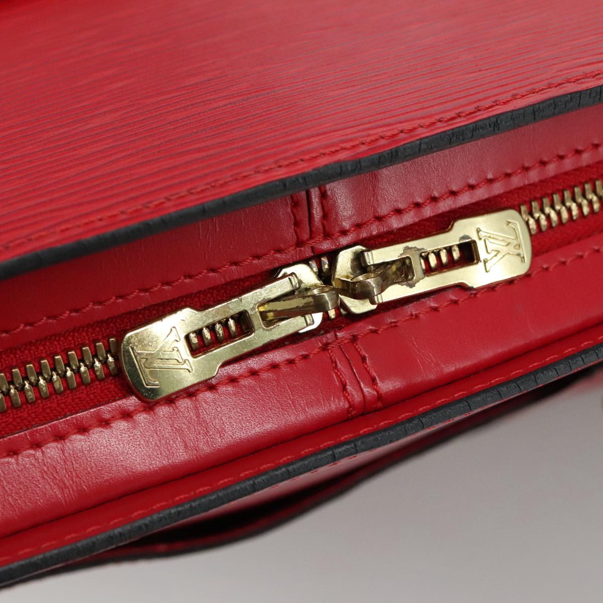 LOUIS VUITTON Epi Solferino Shoulder Bag Red M42867 LV 104198
