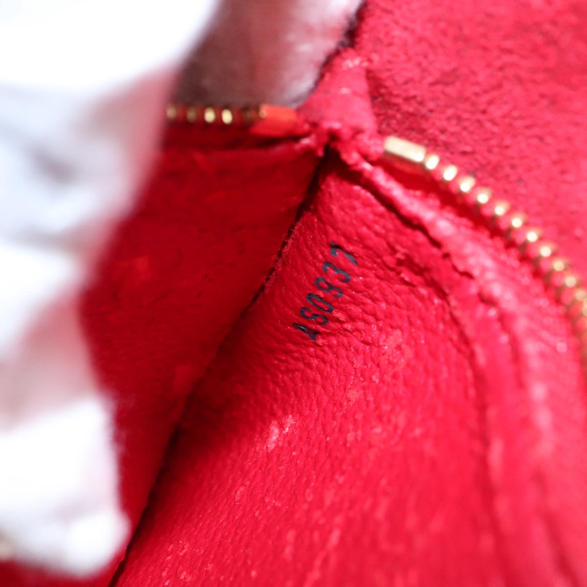 LOUIS VUITTON Epi Solferino Shoulder Bag Red M42867 LV 104198