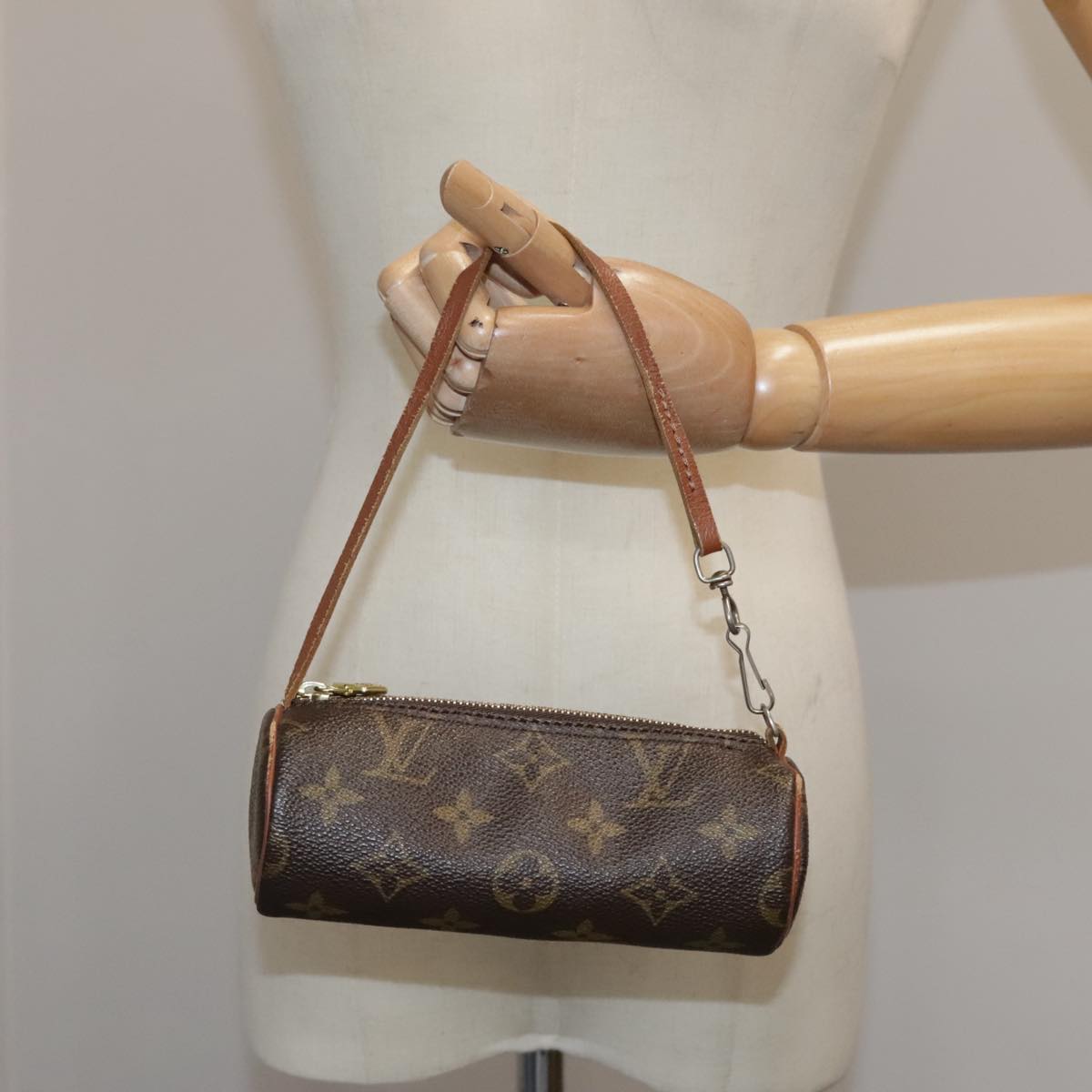 LOUIS VUITTON Monogram Papillon Pouch LV 104220