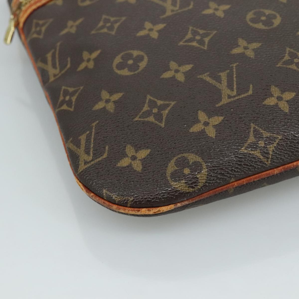 LOUIS VUITTON Monogram Pochette Bosphore Shoulder Bag M40044 LV 104230