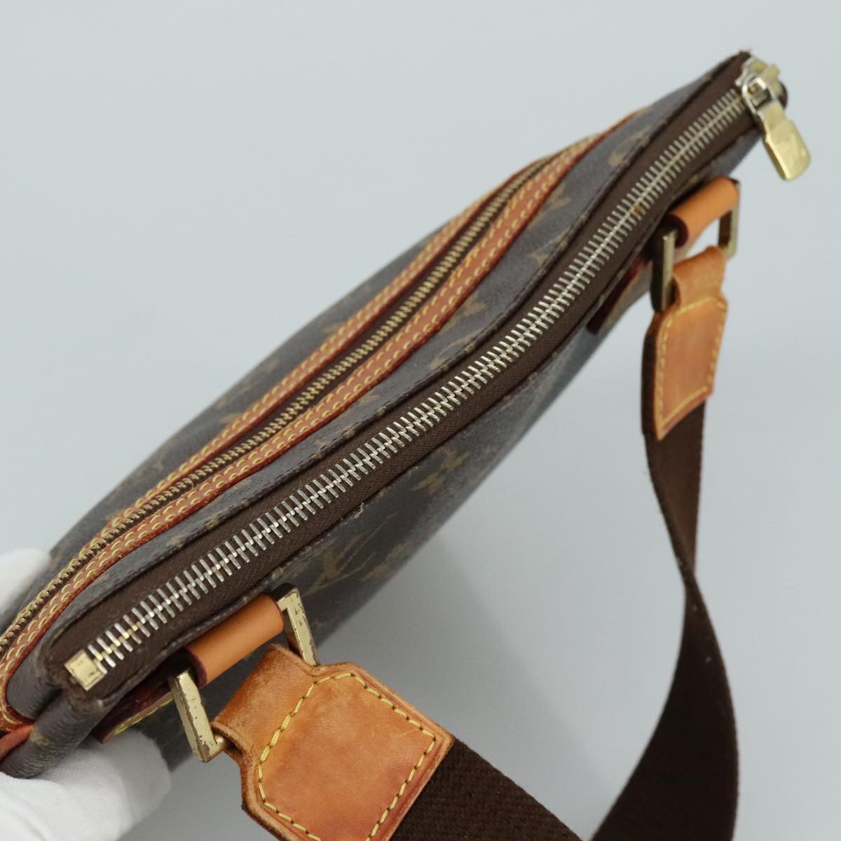 LOUIS VUITTON Monogram Pochette Bosphore Shoulder Bag M40044 LV 104230