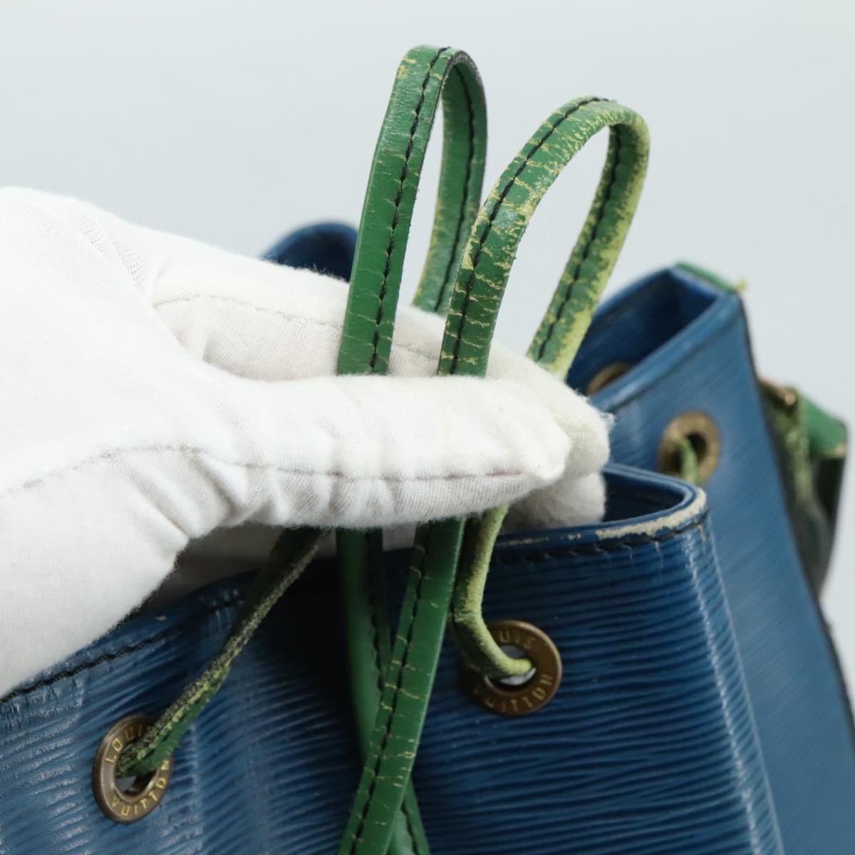 LOUIS VUITTON Epi Noe Shoulder Bag Bicolor Green Blue M44044 LV 104232