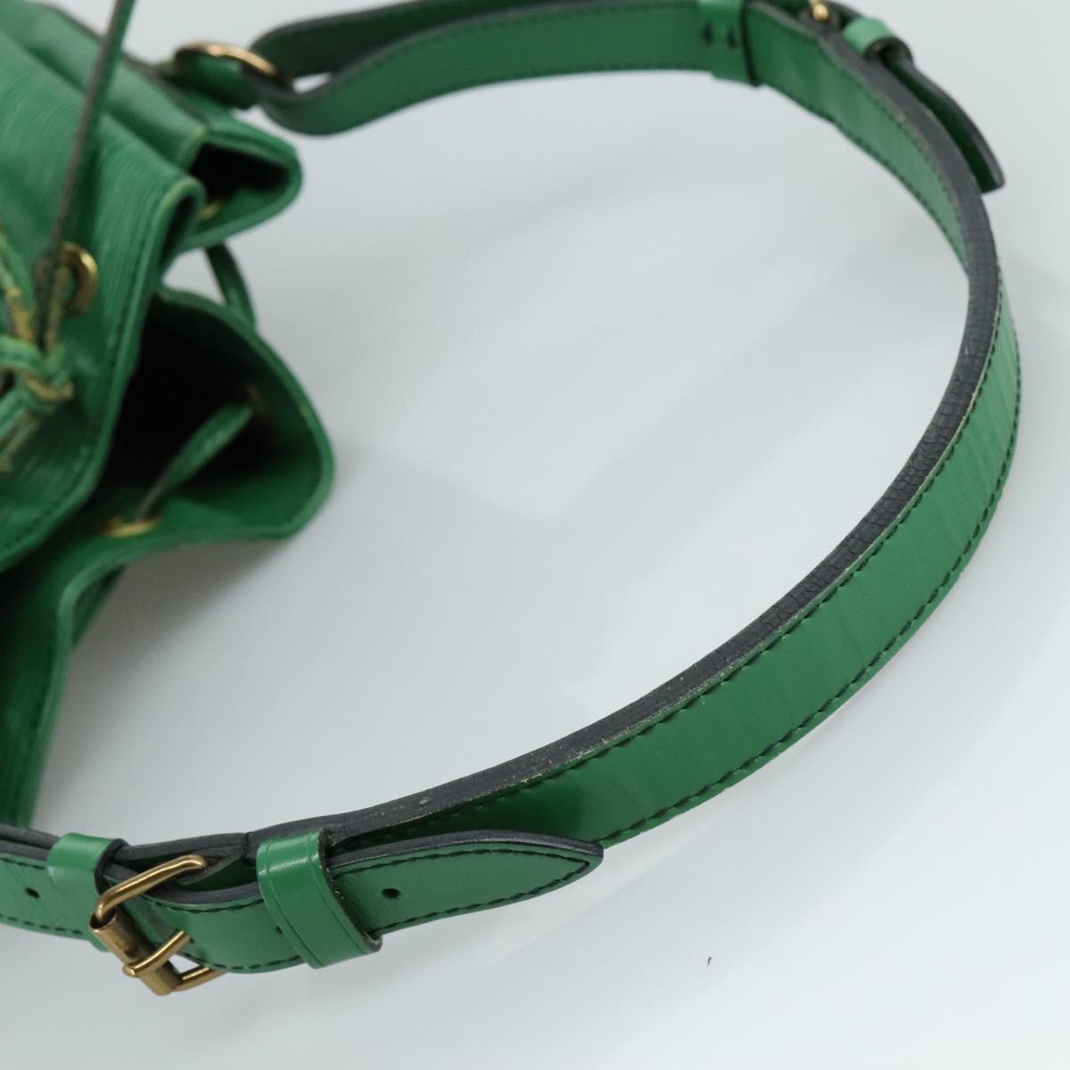 LOUIS VUITTON Epi Noe Shoulder Bag Green M44004 LV 104236