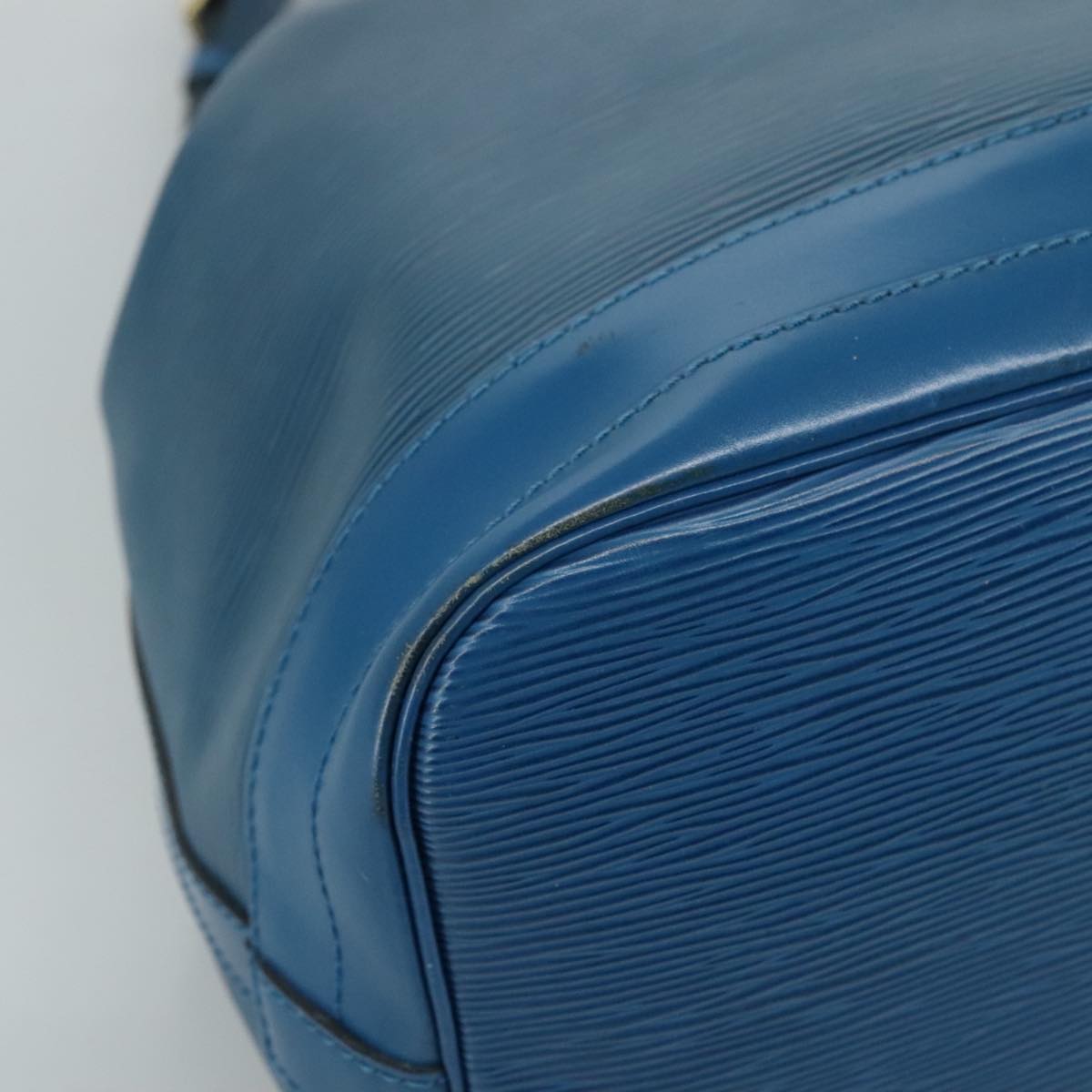 LOUIS VUITTON Epi Noe Shoulder Bag Toledo Blue M44005 LV 104237