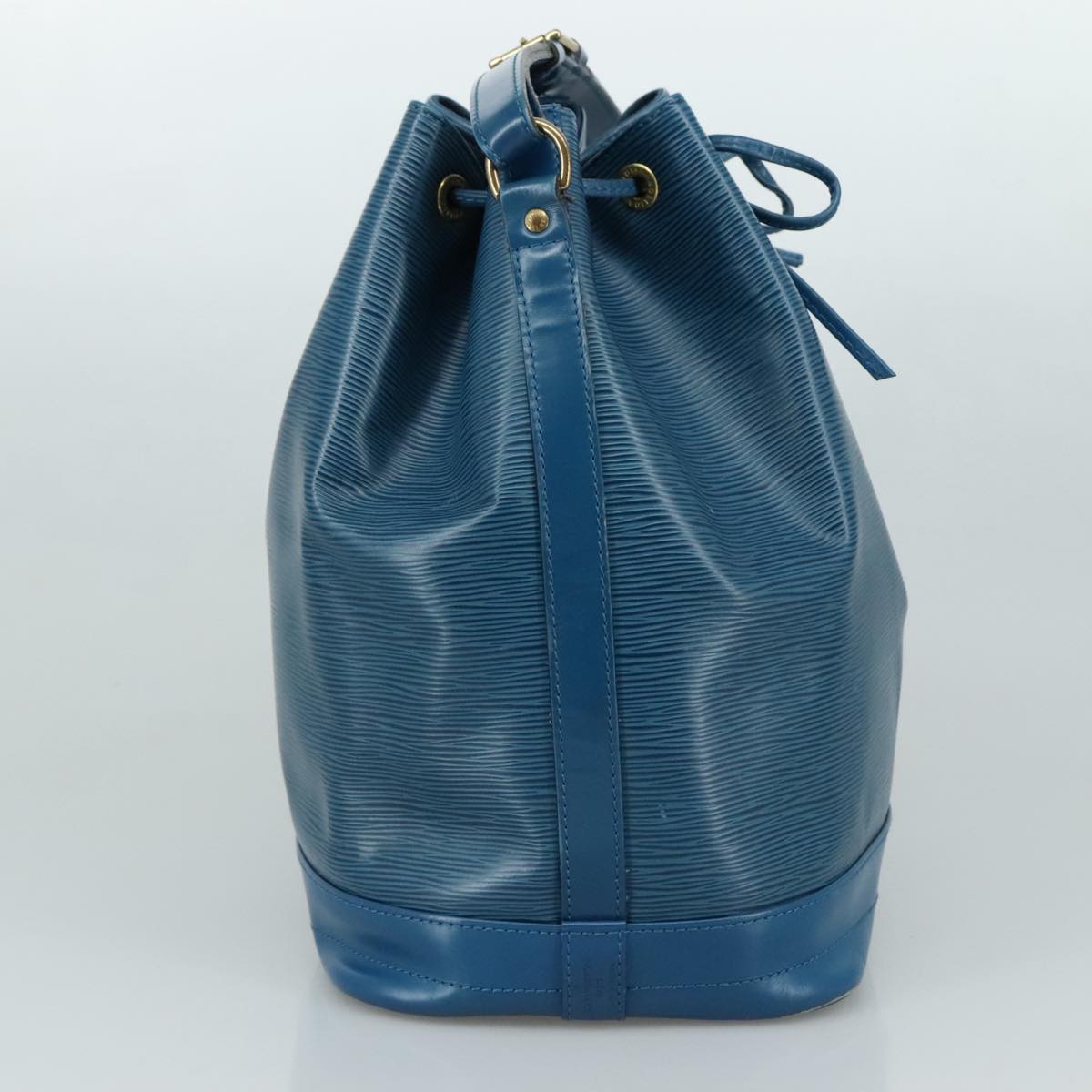 LOUIS VUITTON Epi Noe Shoulder Bag Toledo Blue M44005 LV 104237