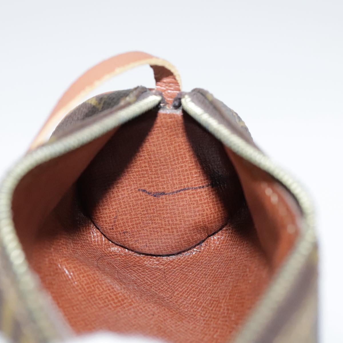 LOUIS VUITTON Monogram Papillon Pouch LV 104262