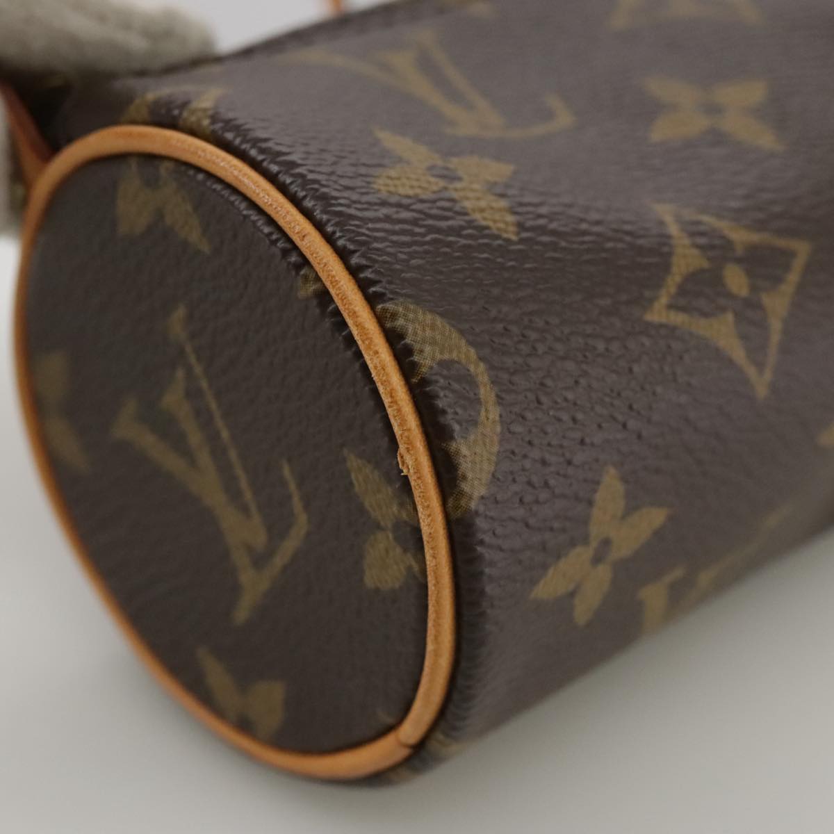 LOUIS VUITTON Monogram Papillon Pouch LV 104273