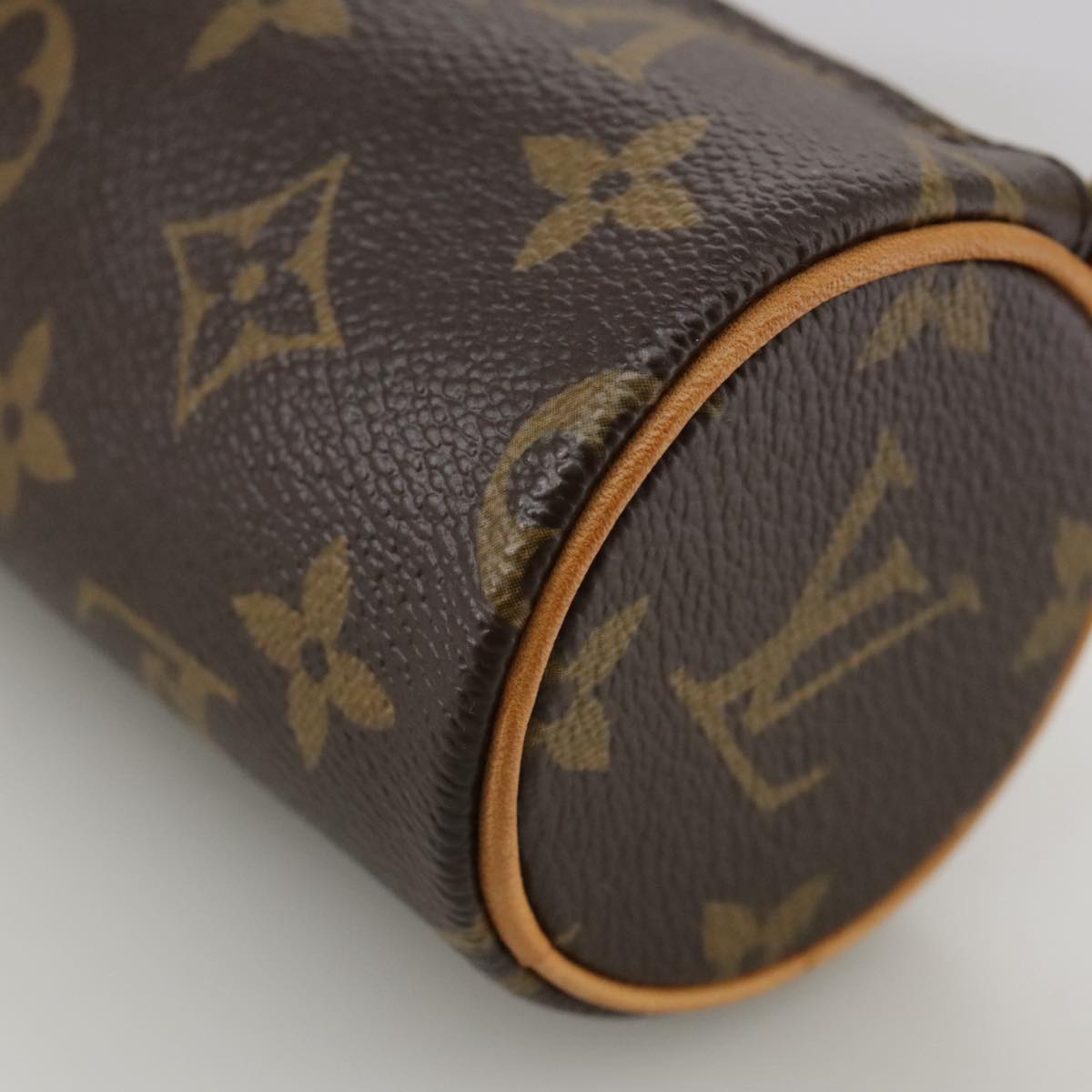 LOUIS VUITTON Monogram Papillon Pouch LV 104273