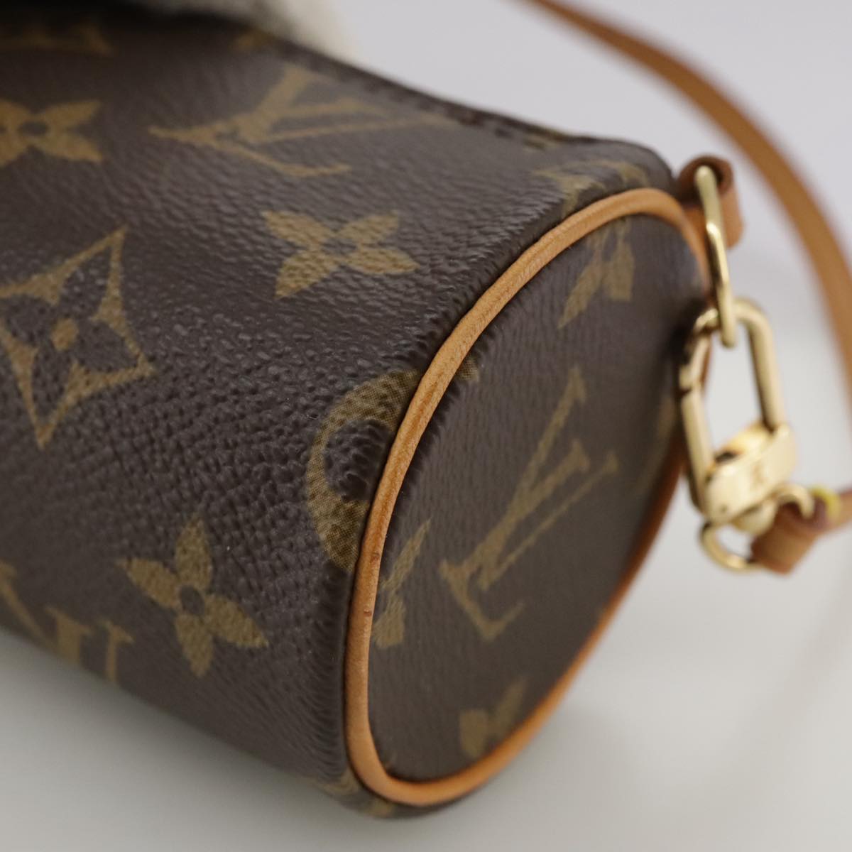 LOUIS VUITTON Monogram Papillon Pouch LV 104278