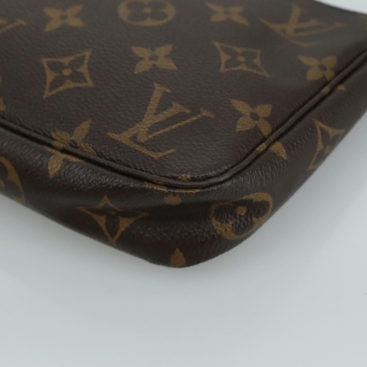 LOUIS VUITTON Monogram Pochette Accessoires Pouch M51980 LV 104279