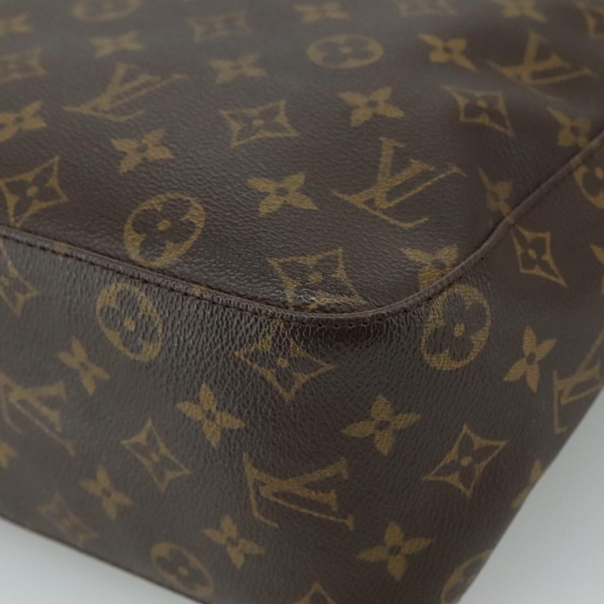 LOUIS VUITTON Monogram Looping GM Shoulder Bag M51145 LV 104300