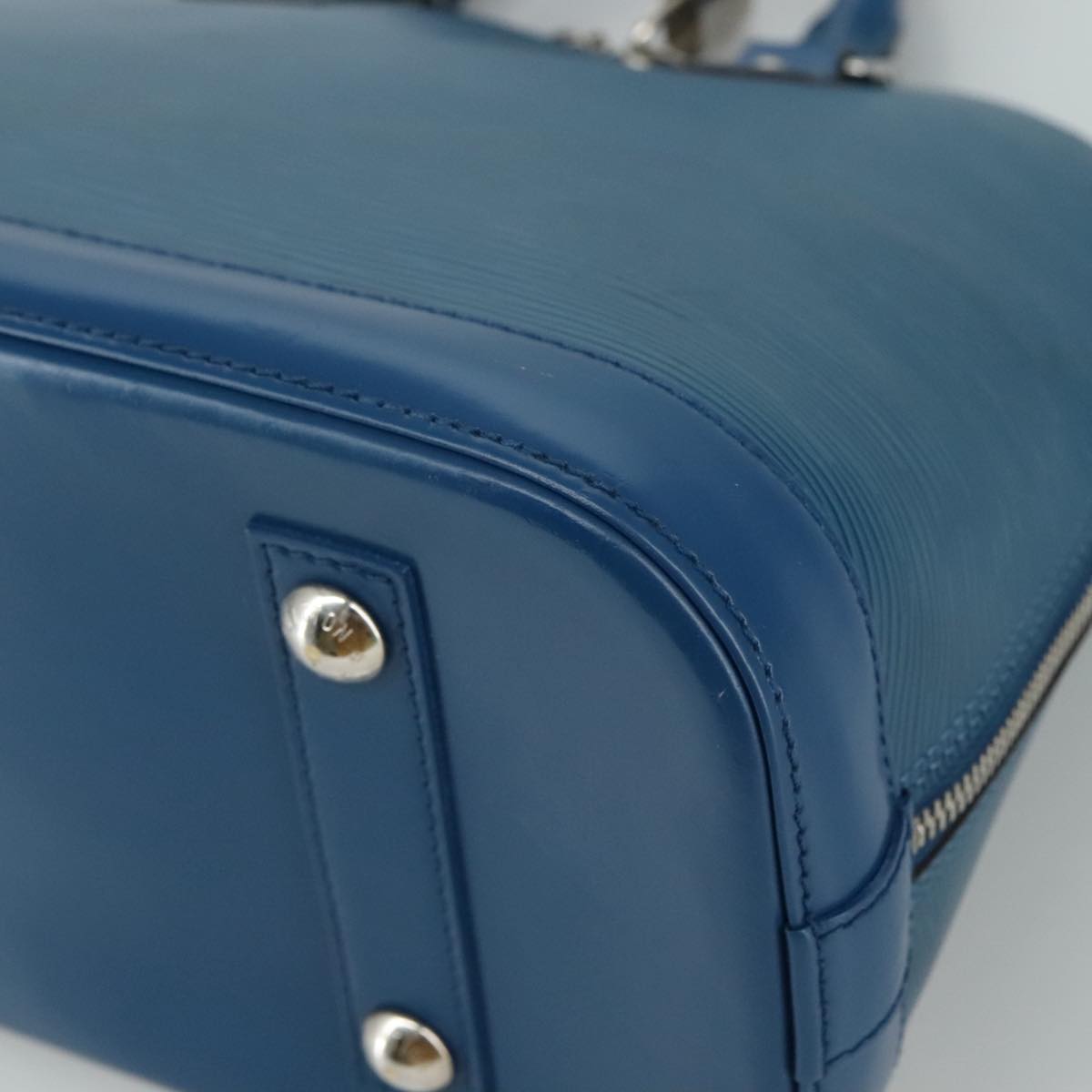 LOUIS VUITTON Epi Alma PM Hand Bag Blue Cyan M40624 LV 104323