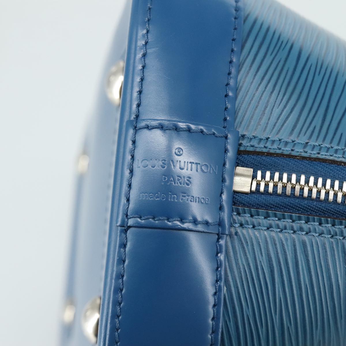 LOUIS VUITTON Epi Alma PM Hand Bag Blue Cyan M40624 LV 104323