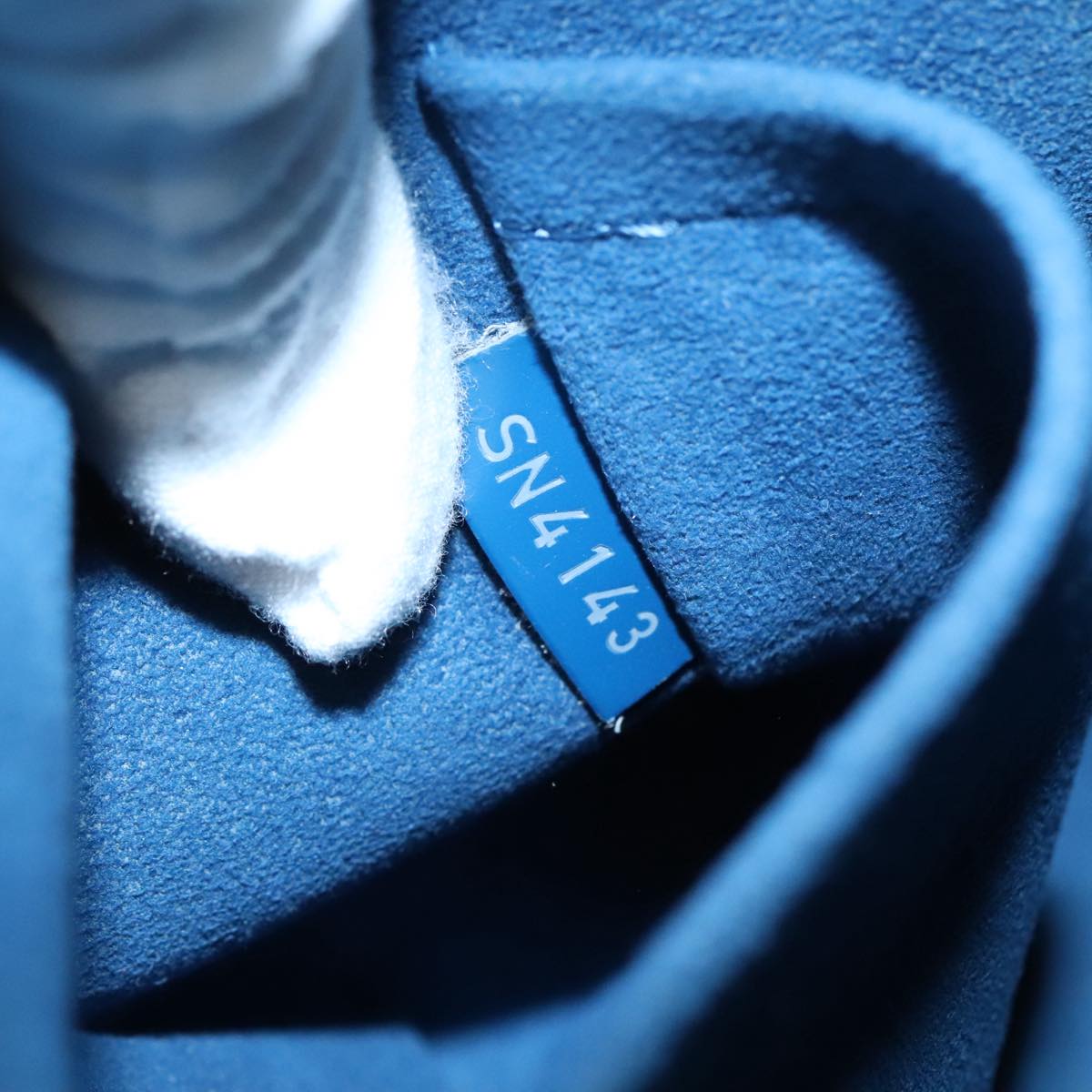 LOUIS VUITTON Epi Alma PM Hand Bag Blue Cyan M40624 LV 104323