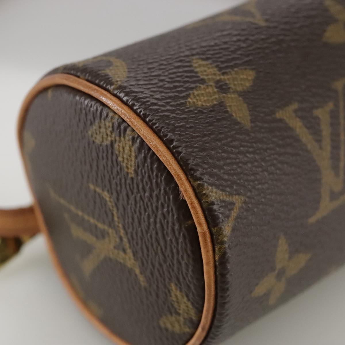 LOUIS VUITTON Monogram Papillon Pouch LV 104329
