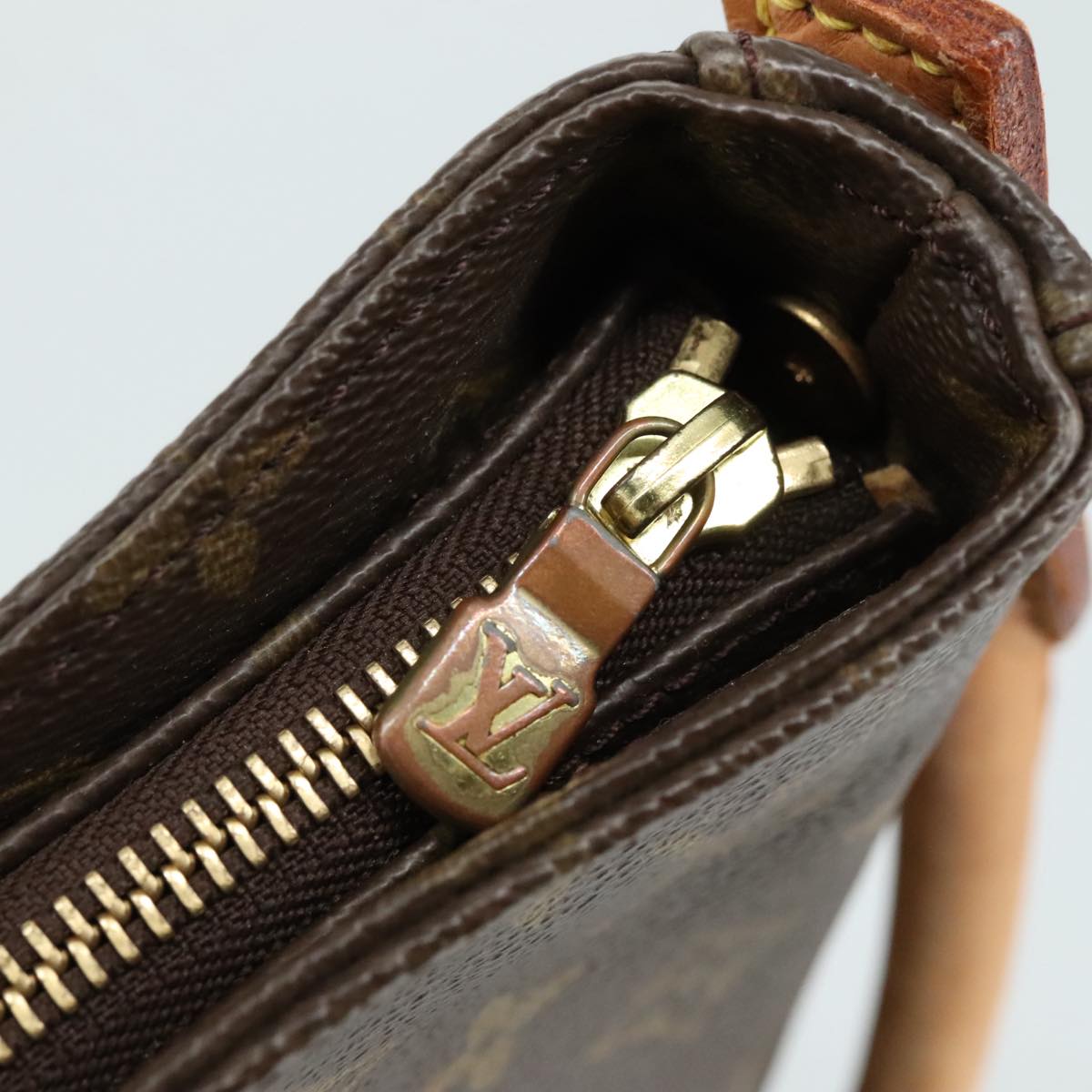 LOUIS VUITTON Monogram Looping GM Shoulder Bag M51145 LV 104333