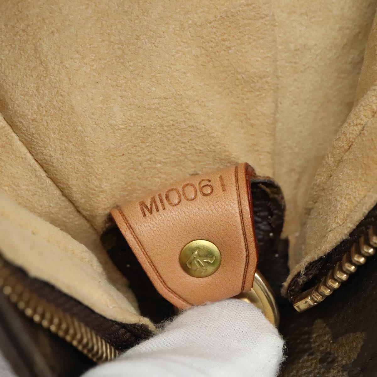 LOUIS VUITTON Monogram Looping GM Shoulder Bag M51145 LV 104333