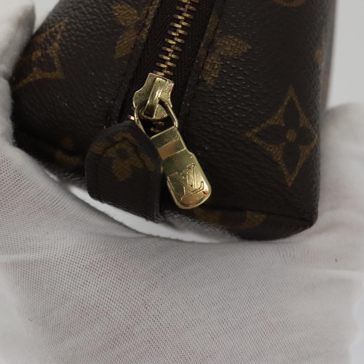 LOUIS VUITTON Monogram Trousse Demi Ronde Cosmetic Pouch M47520 LV 104341