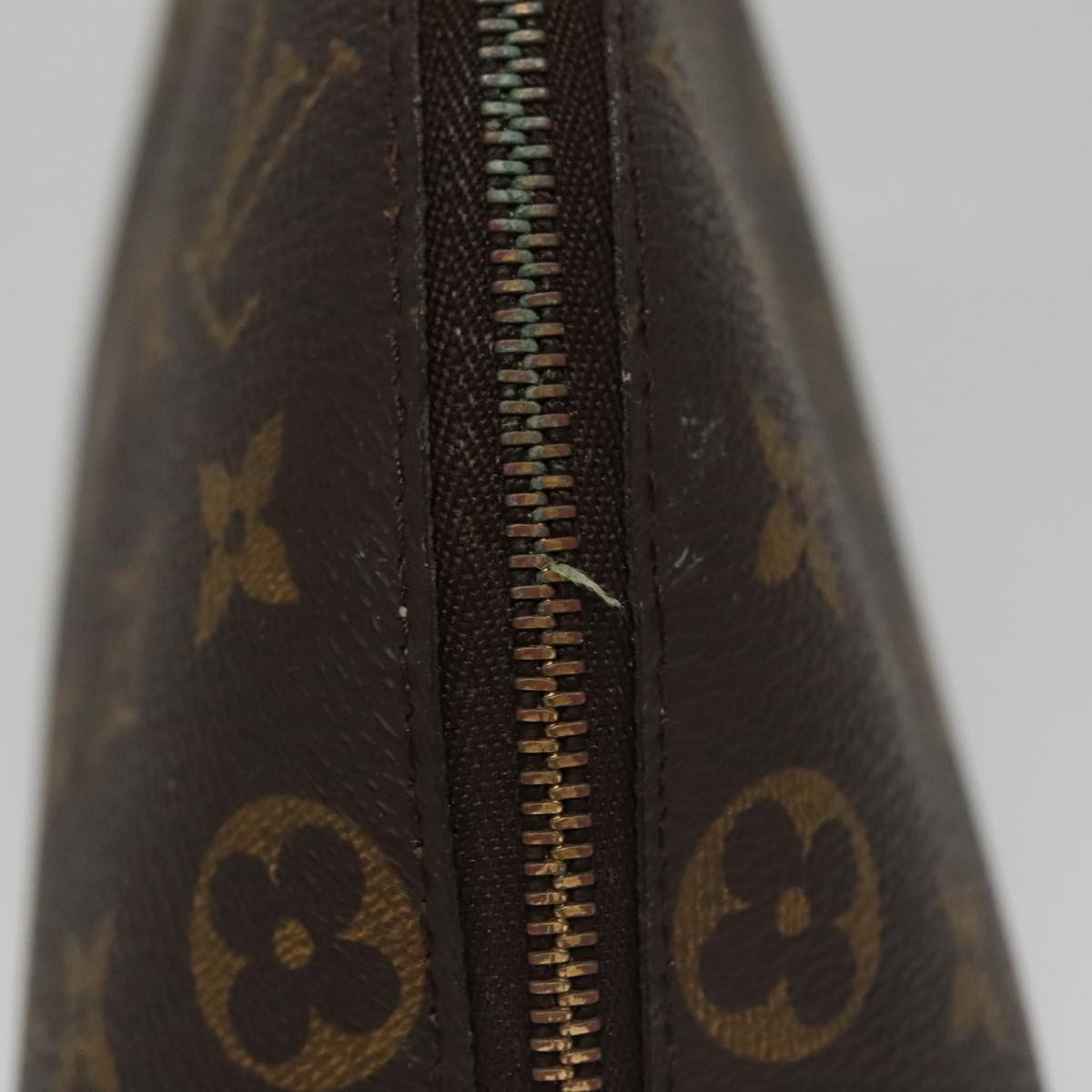 LOUIS VUITTON Monogram Trousse Demi Ronde Cosmetic Pouch M47520 LV 104341