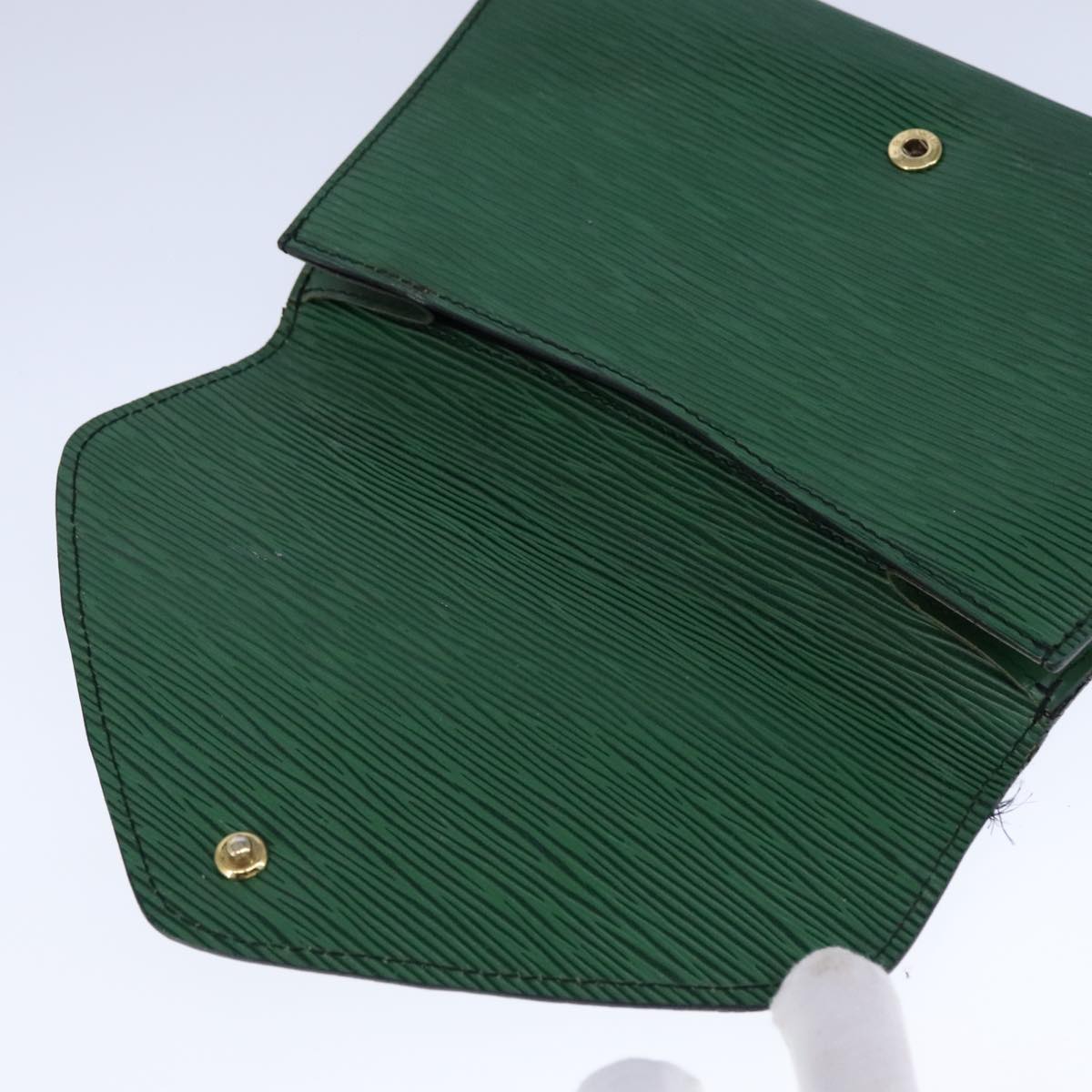 LOUIS VUITTON Epi Art Deco Clutch Bag Green M52634 LV 104350