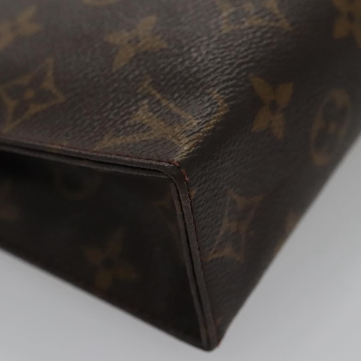 LOUIS VUITTON Monogram Poche Toilette 19 Pouch M47544 LV 104354