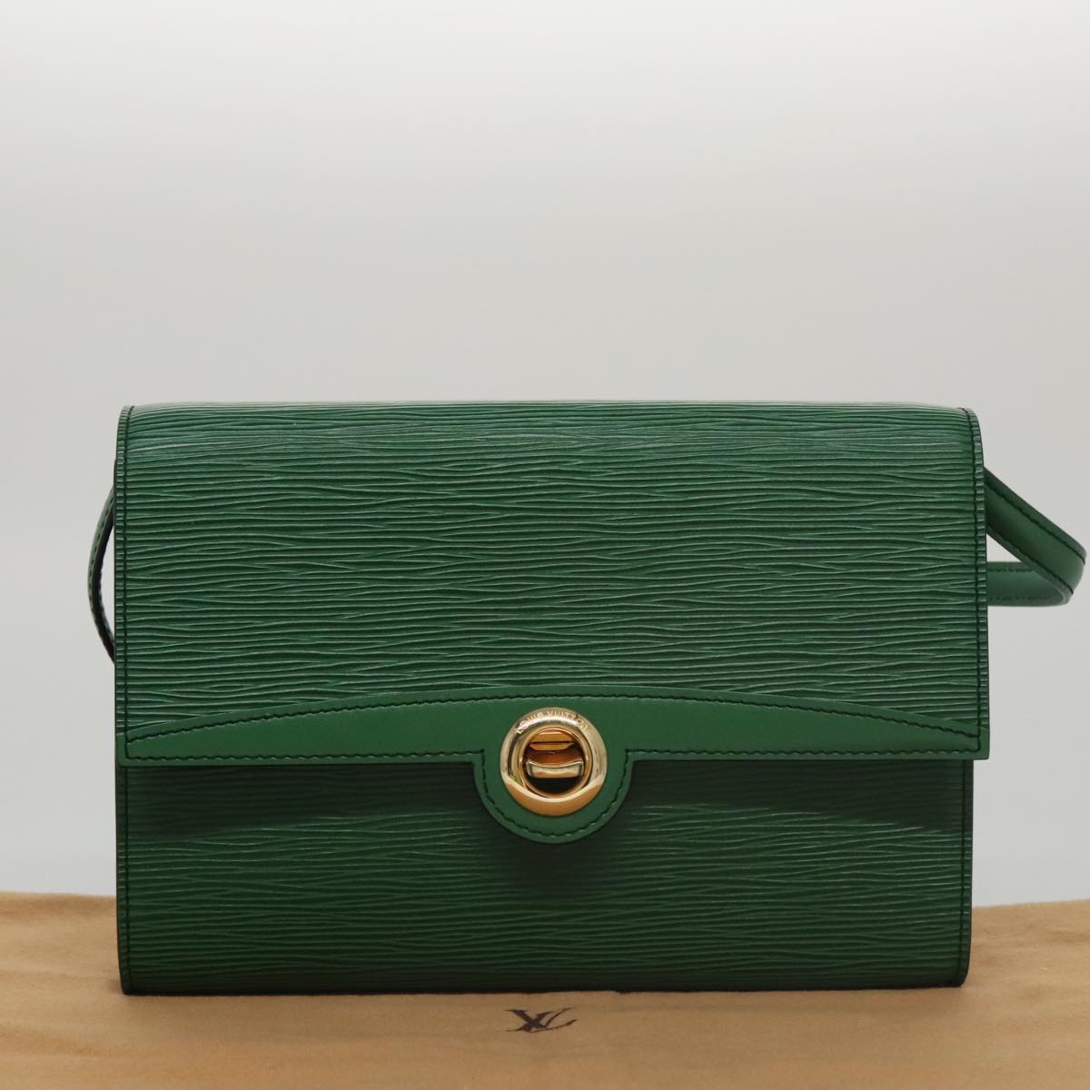 LOUIS VUITTON Epi Pochette Arche Shoulder Bag Green M52574 LV 104383