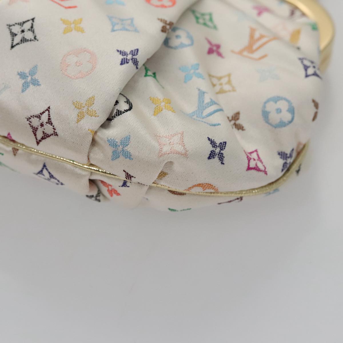 LOUIS VUITTON Multicolor Satin Omoniere Pouch White M92060 LV 104388S