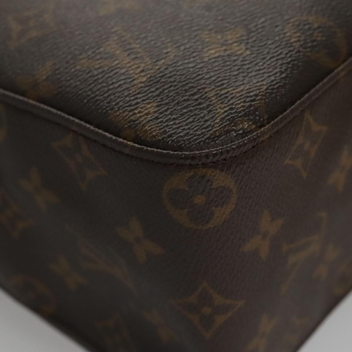 LOUIS VUITTON Monogram Looping GM Shoulder Bag M51145 LV 104390