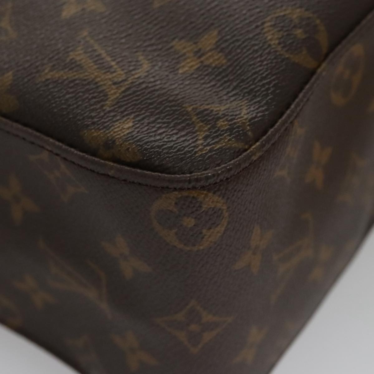LOUIS VUITTON Monogram Looping GM Shoulder Bag M51145 LV 104390