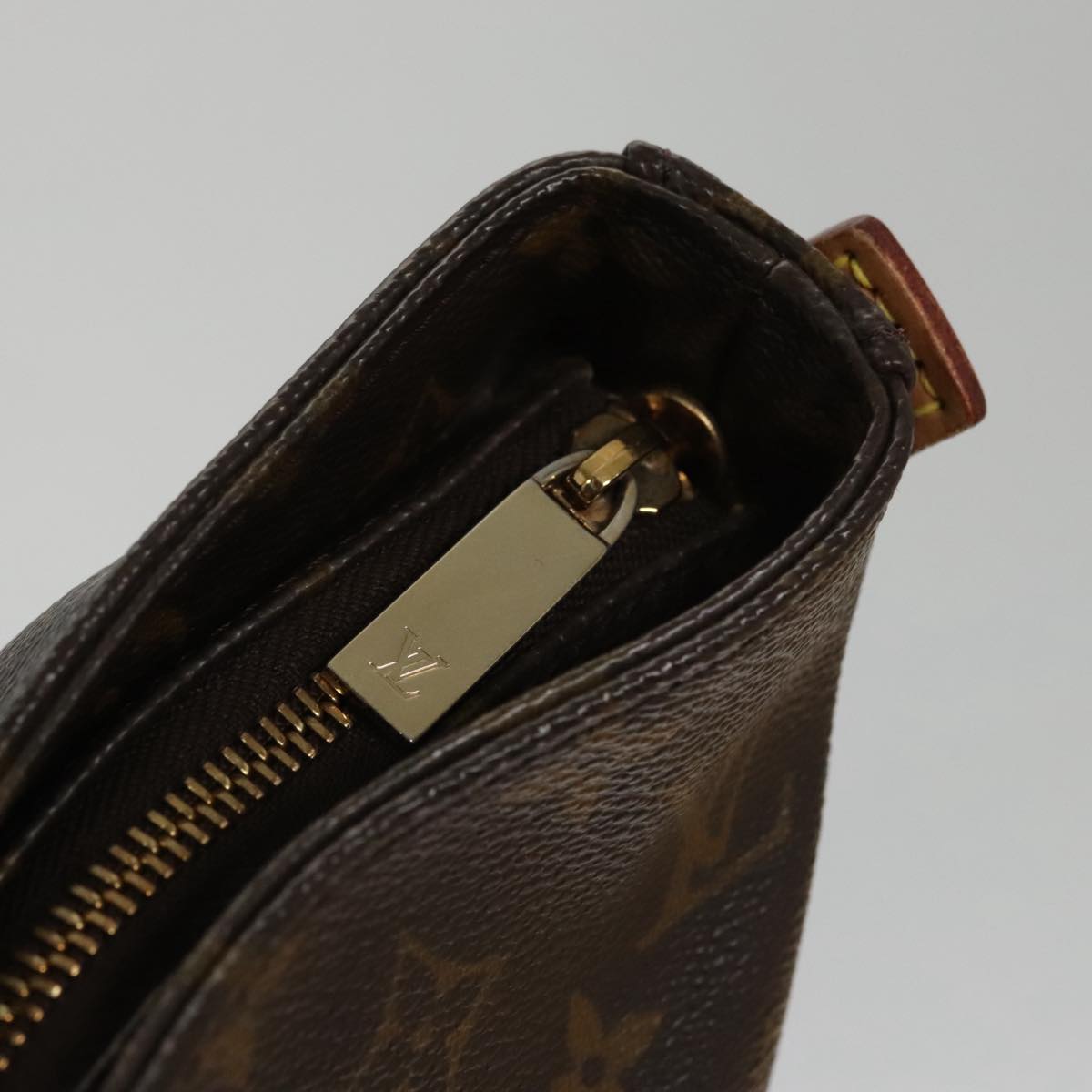 LOUIS VUITTON Monogram Looping GM Shoulder Bag M51145 LV 104390