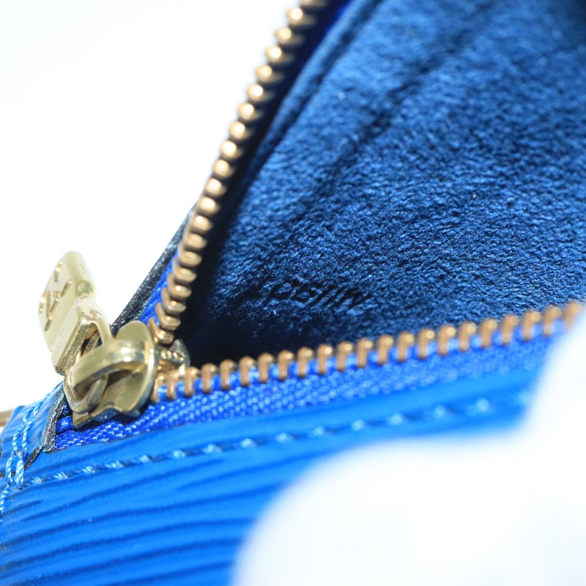 LOUIS VUITTON Epi Soufflot Accessory Pouch Blue LV 104395