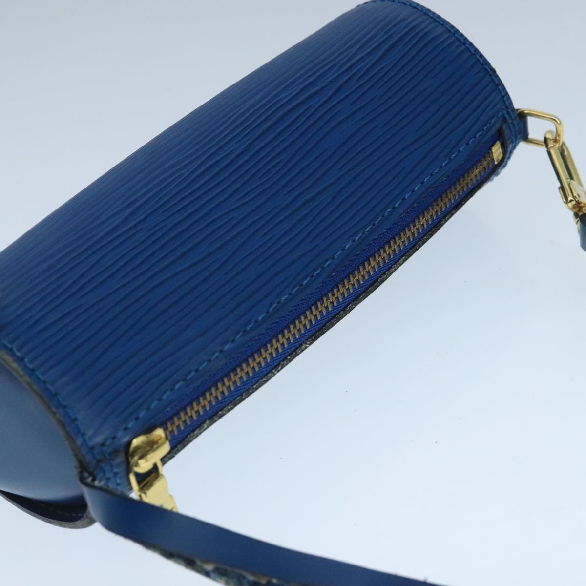 LOUIS VUITTON Epi Soufflot Accessory Pouch Blue LV 104395