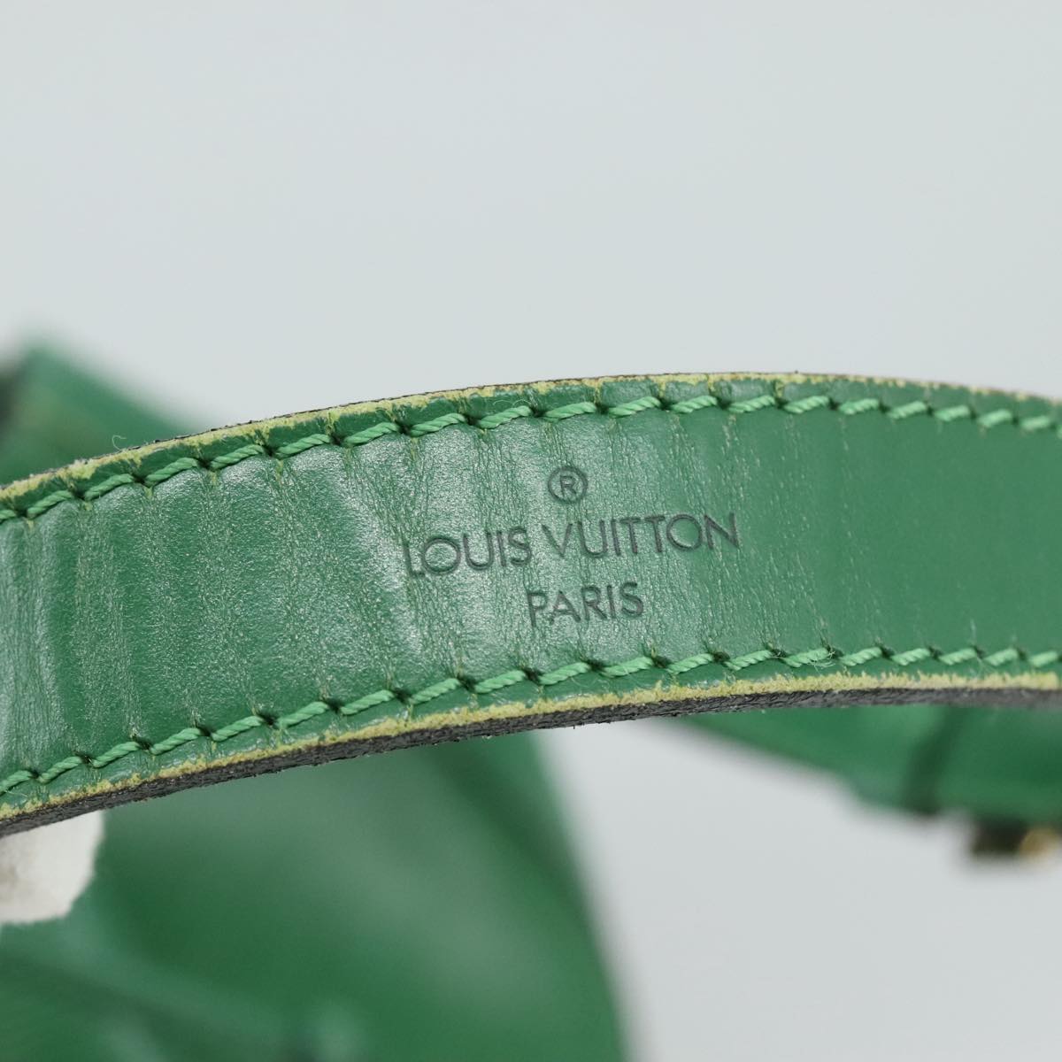 LOUIS VUITTON Epi Petit Noe Shoulder Bag Green M44102 LV 104398