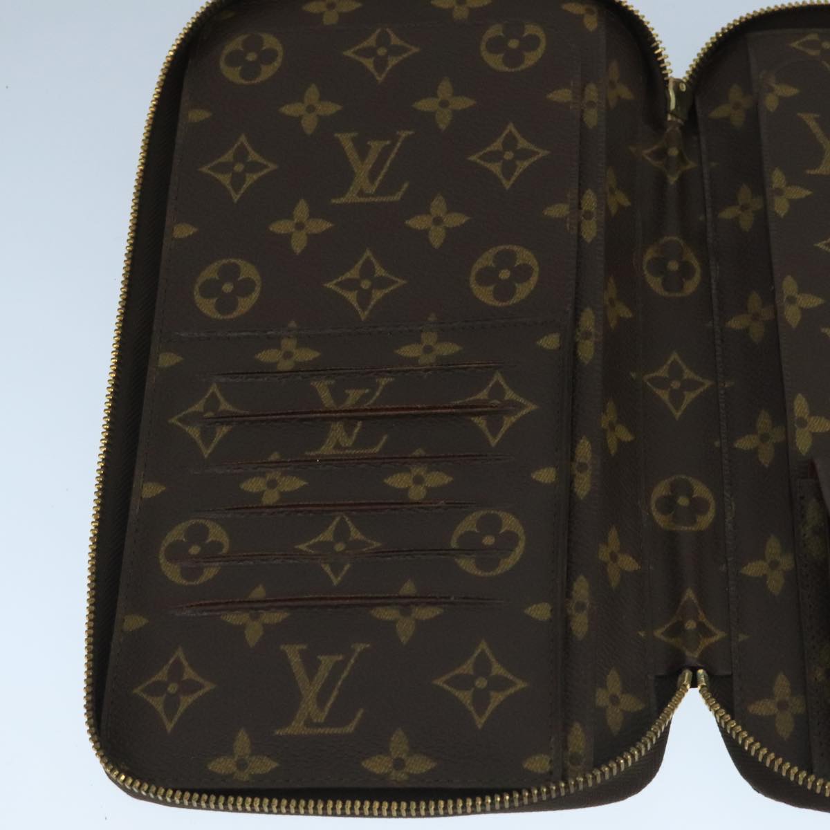 LOUIS VUITTON Monogram Poche Escapade Travel Case M60113 LV 104404A