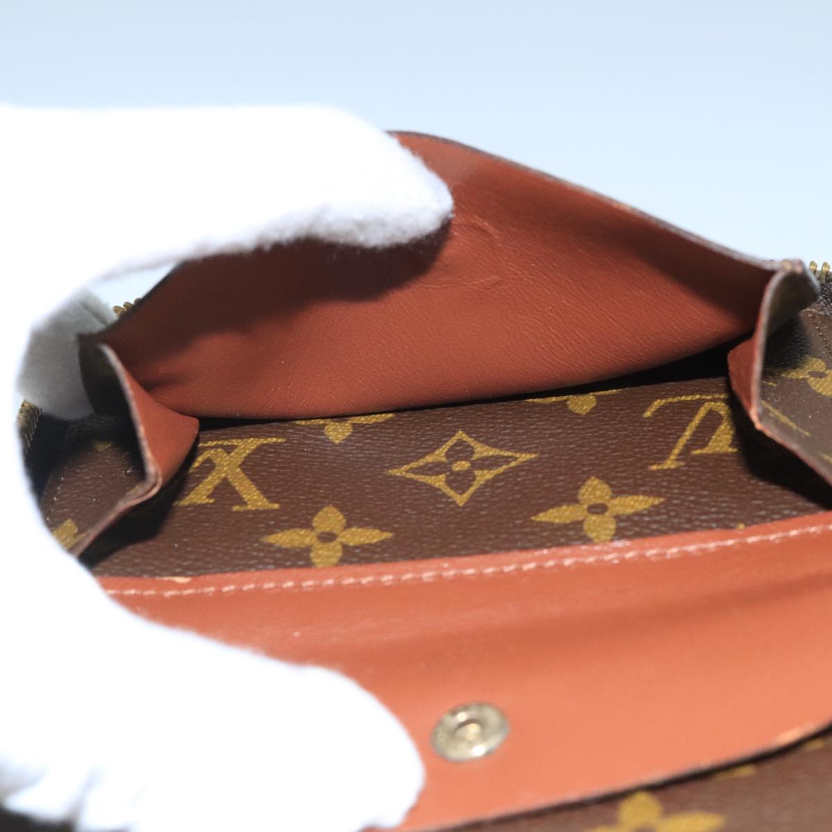 LOUIS VUITTON Monogram Poche Escapade Travel Case M60113 LV 104404A