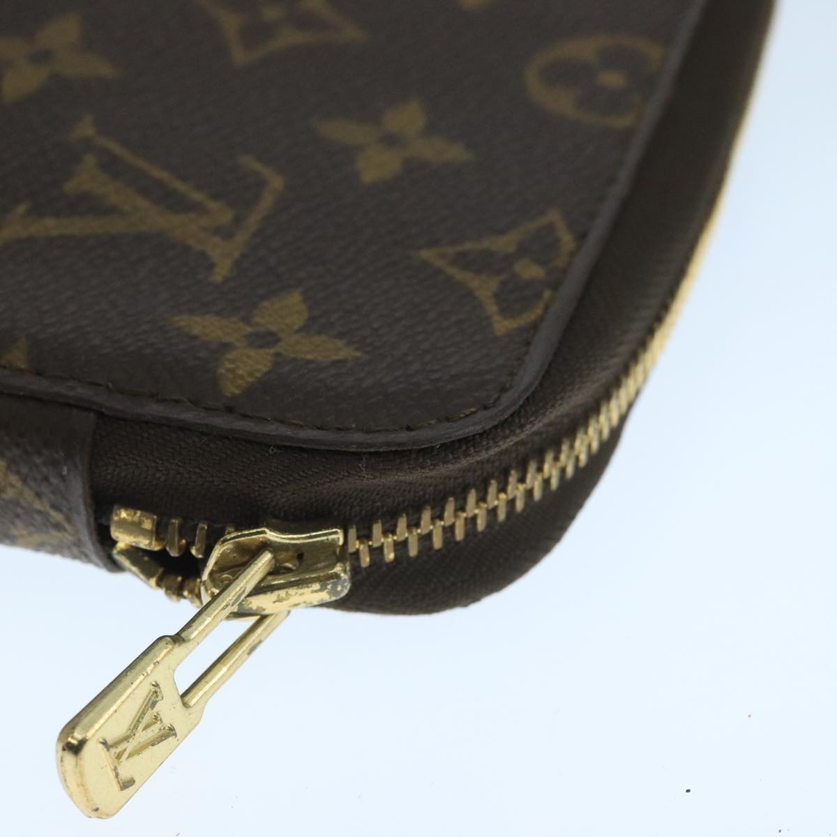 LOUIS VUITTON Monogram Poche Escapade Travel Case M60113 LV 104404A