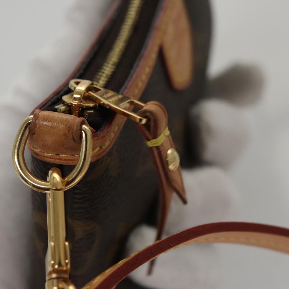 LOUIS VUITTON Monogram Mini Pochette Delight Full Pouch M40309 LV 104405
