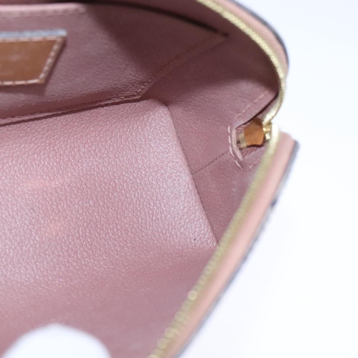 LOUIS VUITTON Monogram Vernis Pochette Pouch Rose Velours M90008 LV 104410
