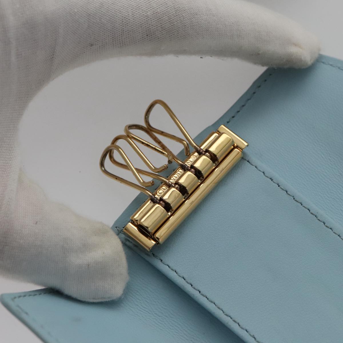 LOUIS VUITTON Vernis Multicles 4 Key Case Sky Blue Monogram M82980 104411