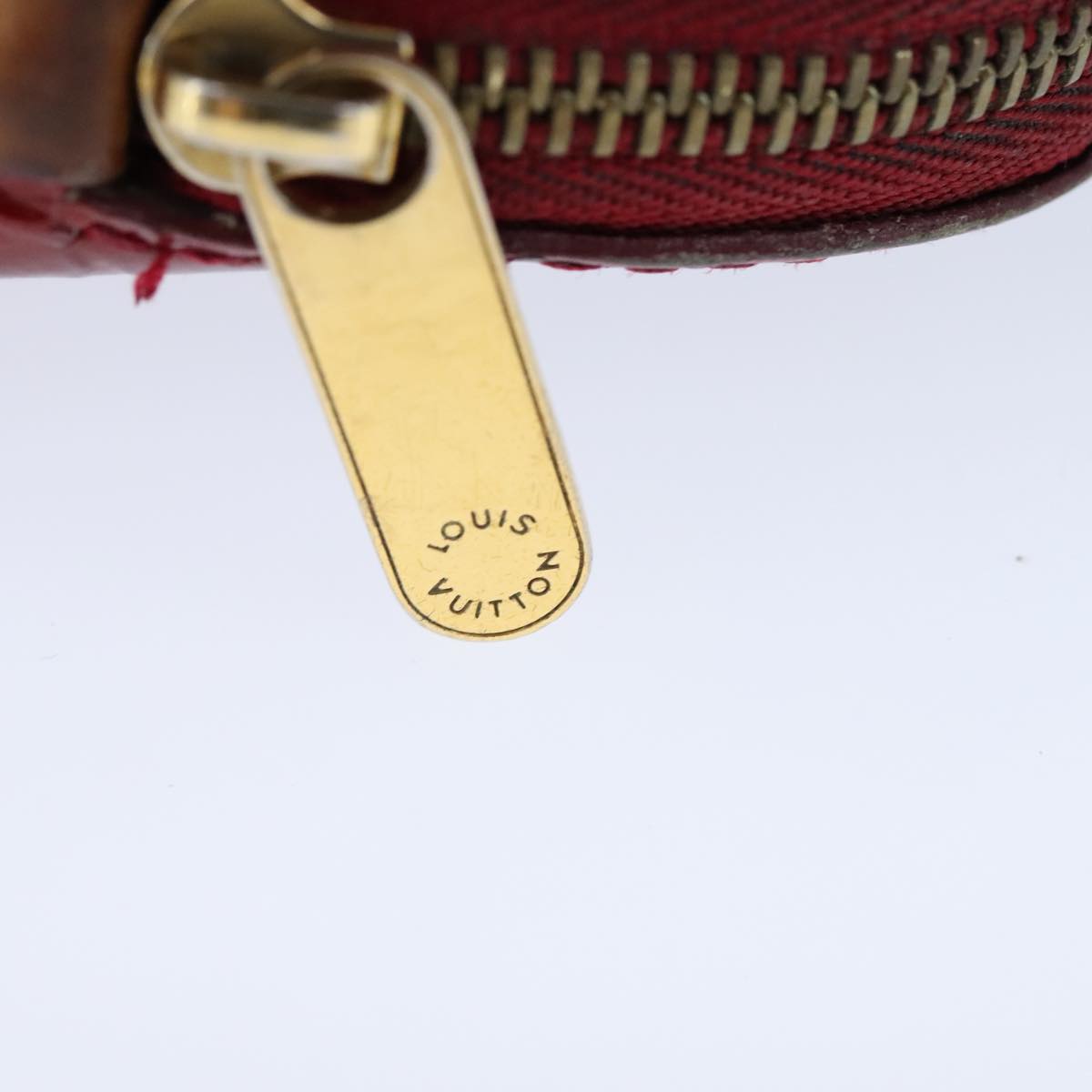 LOUIS VUITTON Vernis Pochette Cosmetic Pouch Pomme D'amour M91496 LV 104413