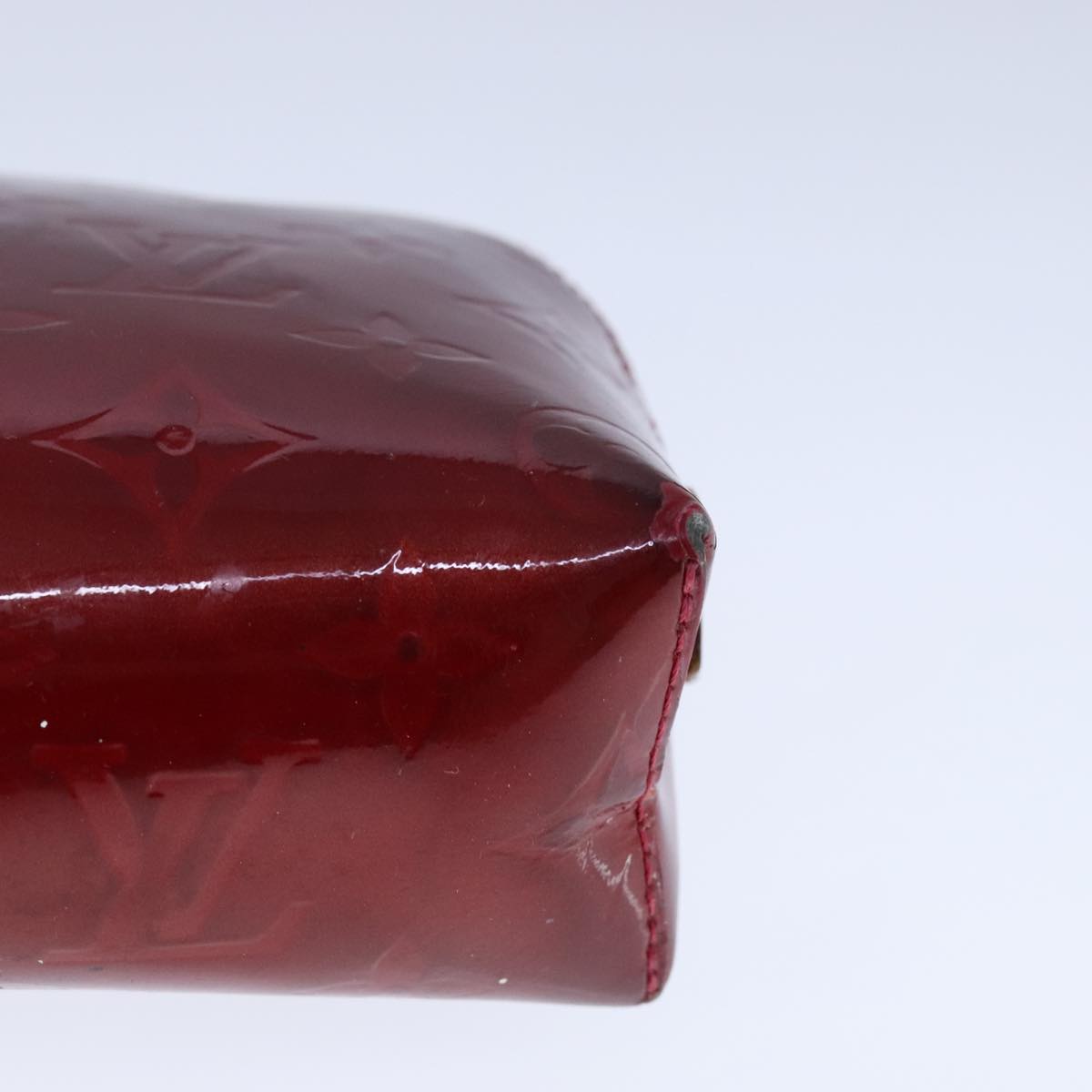 LOUIS VUITTON Vernis Pochette Cosmetic Pouch Pomme D'amour M91496 LV 104413